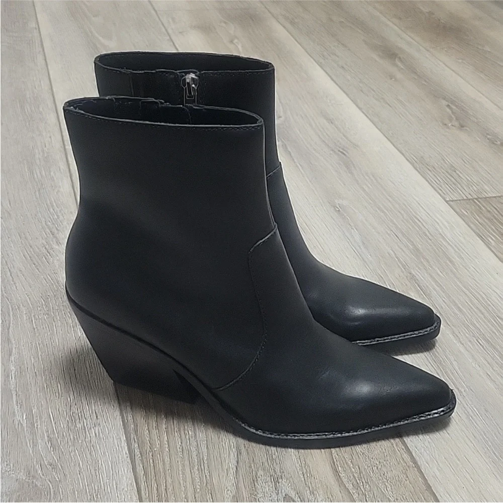 Dolce Vita Size 8 Volli Black Leather Heeled Boots - Picture 1 of 10